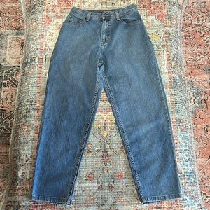 Eddie Bauer High Waist Mom Jean Light Wash Women’s Size 8 Petite